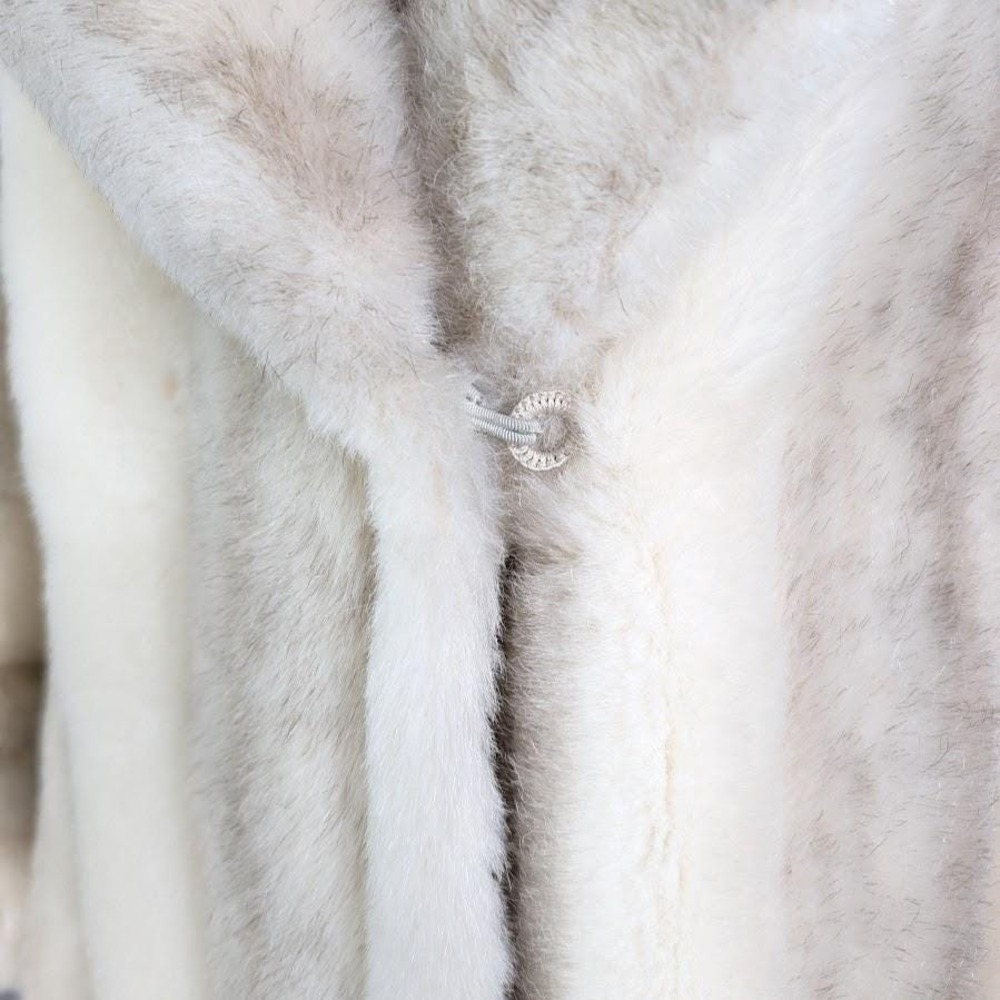 Vintage Faux Fur Long Coat Cream Gray Striped Oversized M/L Mob Wife Maximalist - Picture 2 of 13